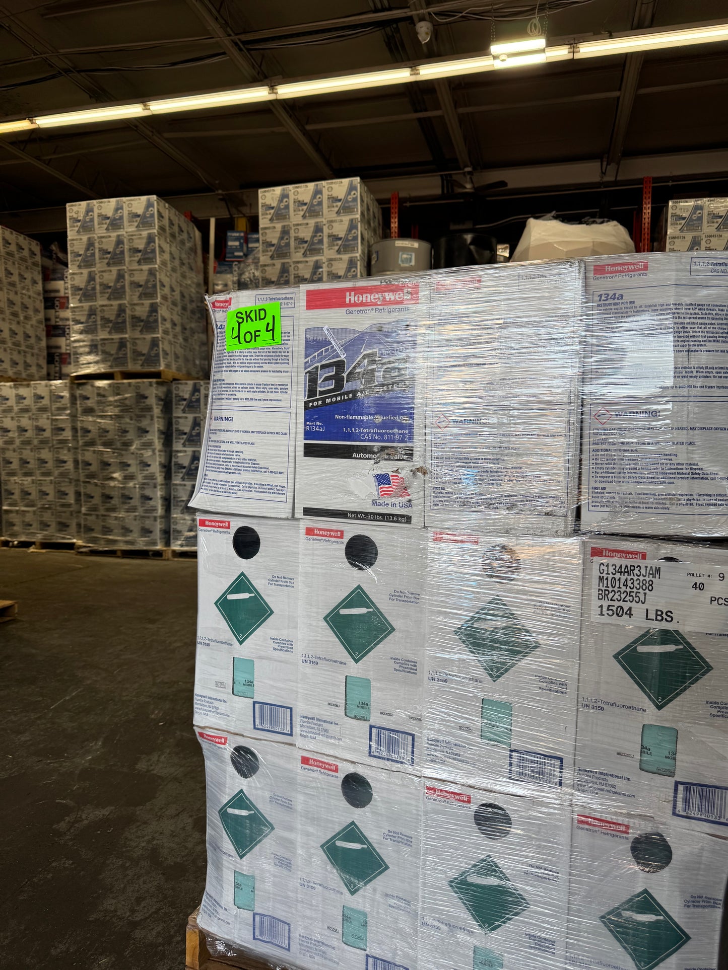 134A 30 LB NON FLAMMABLE LIQUEFIED GAS FREON
